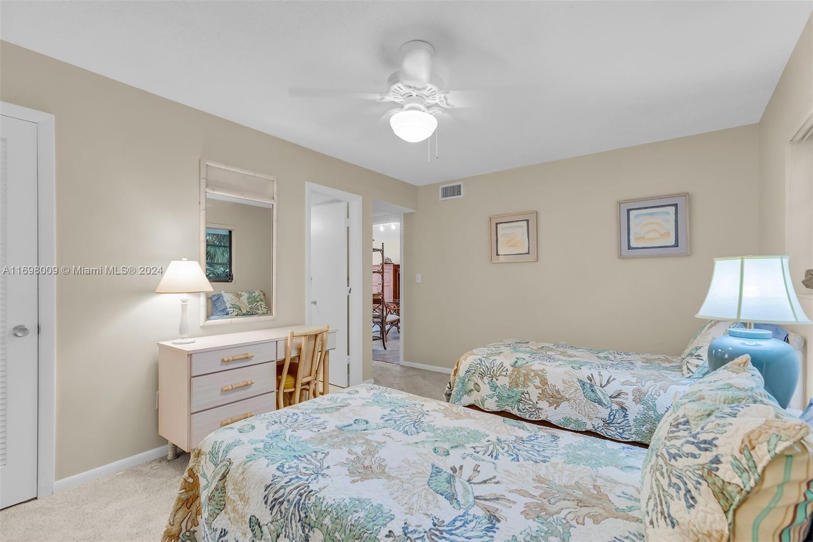 ROCK HARBOR (91 RESIDENTI - Residential