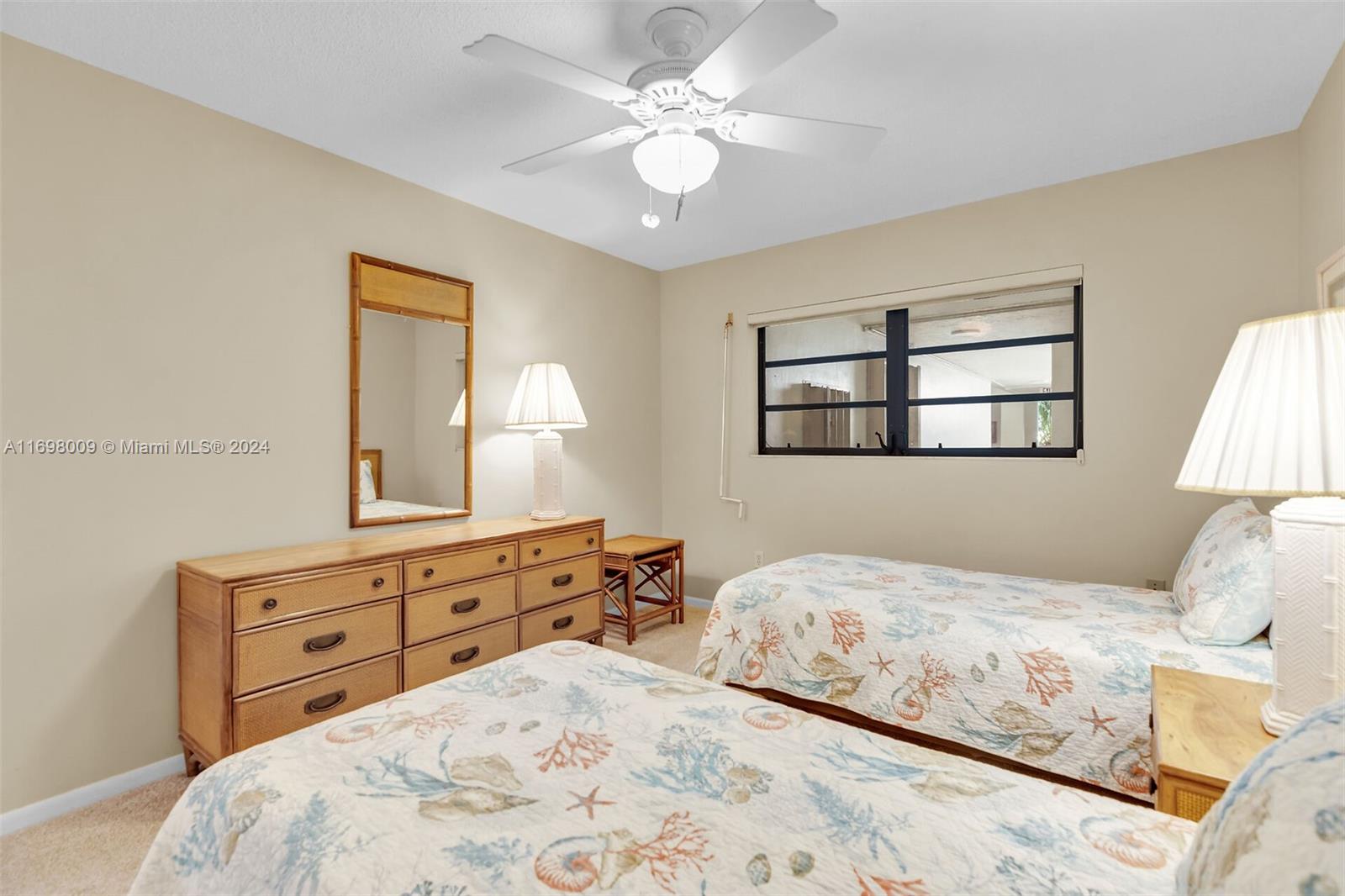 ROCK HARBOR (91 RESIDENTI - Residential