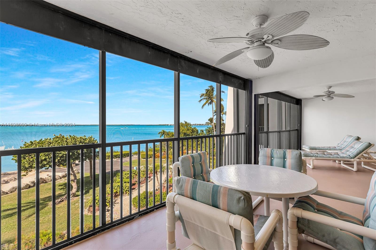 ROCK HARBOR (91 RESIDENTI - Residential