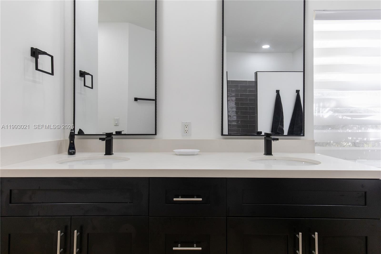 AMBER-RUBY COVE PLAT - Residential