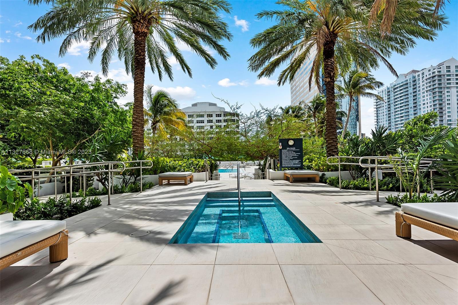 THE PLAZA 851 BRICKELL CO - Residential Lease