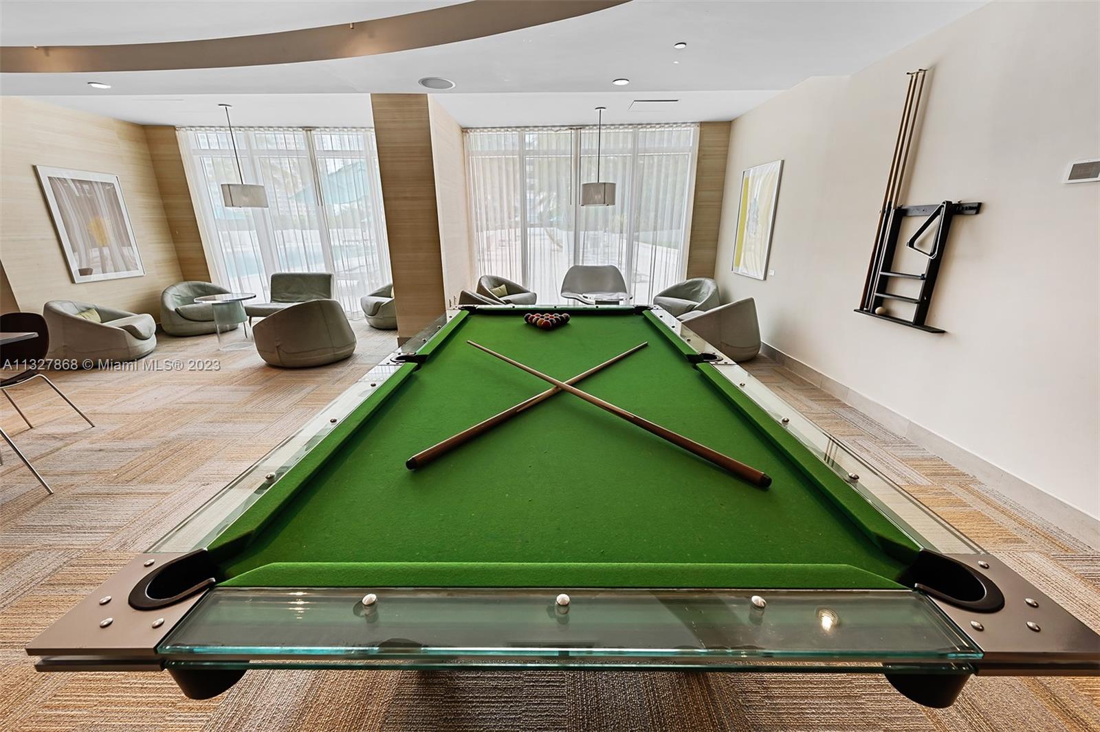 THE PLAZA 851 BRICKELL CO - Residential Lease