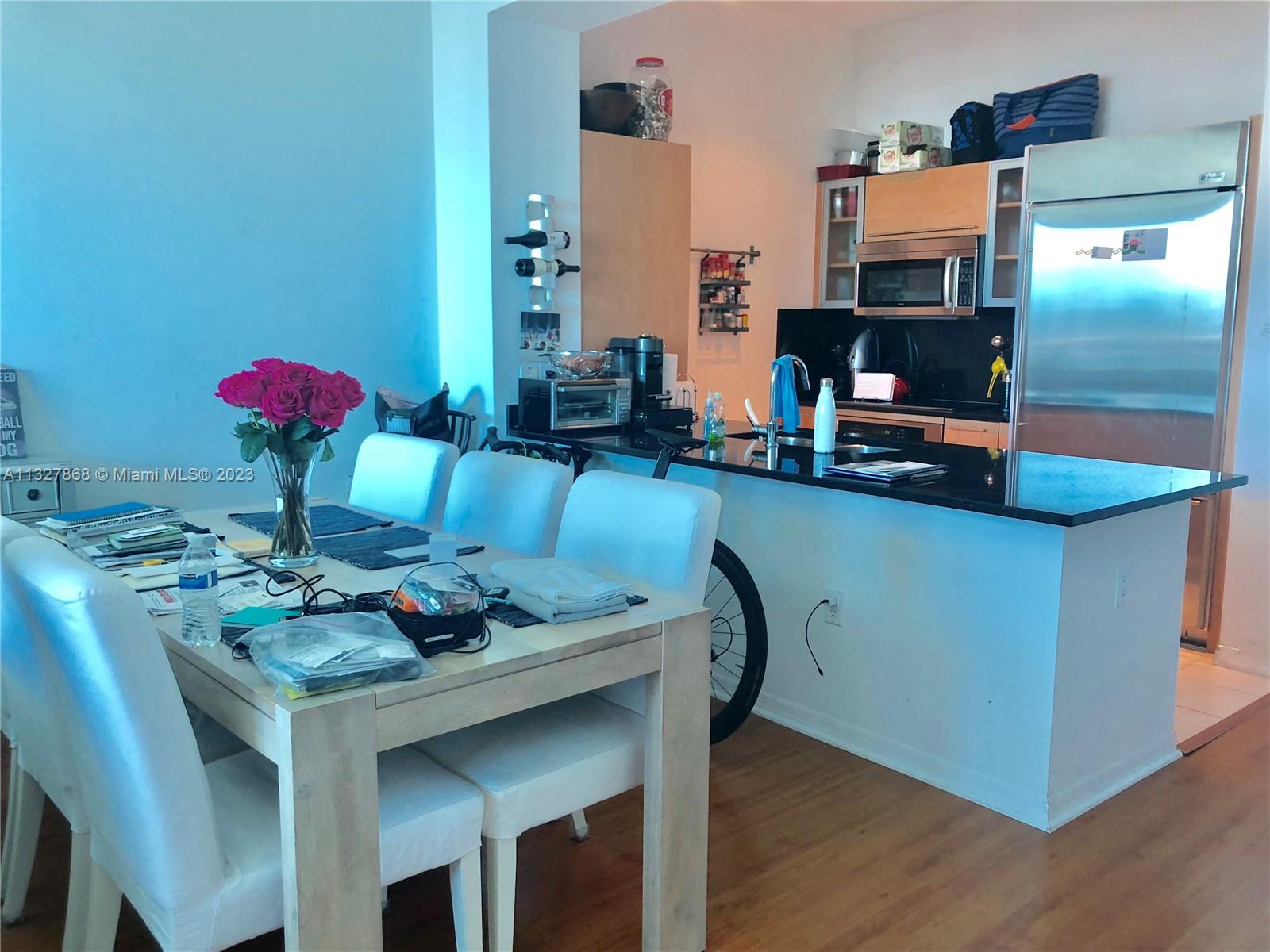 THE PLAZA 851 BRICKELL CO - Residential Lease