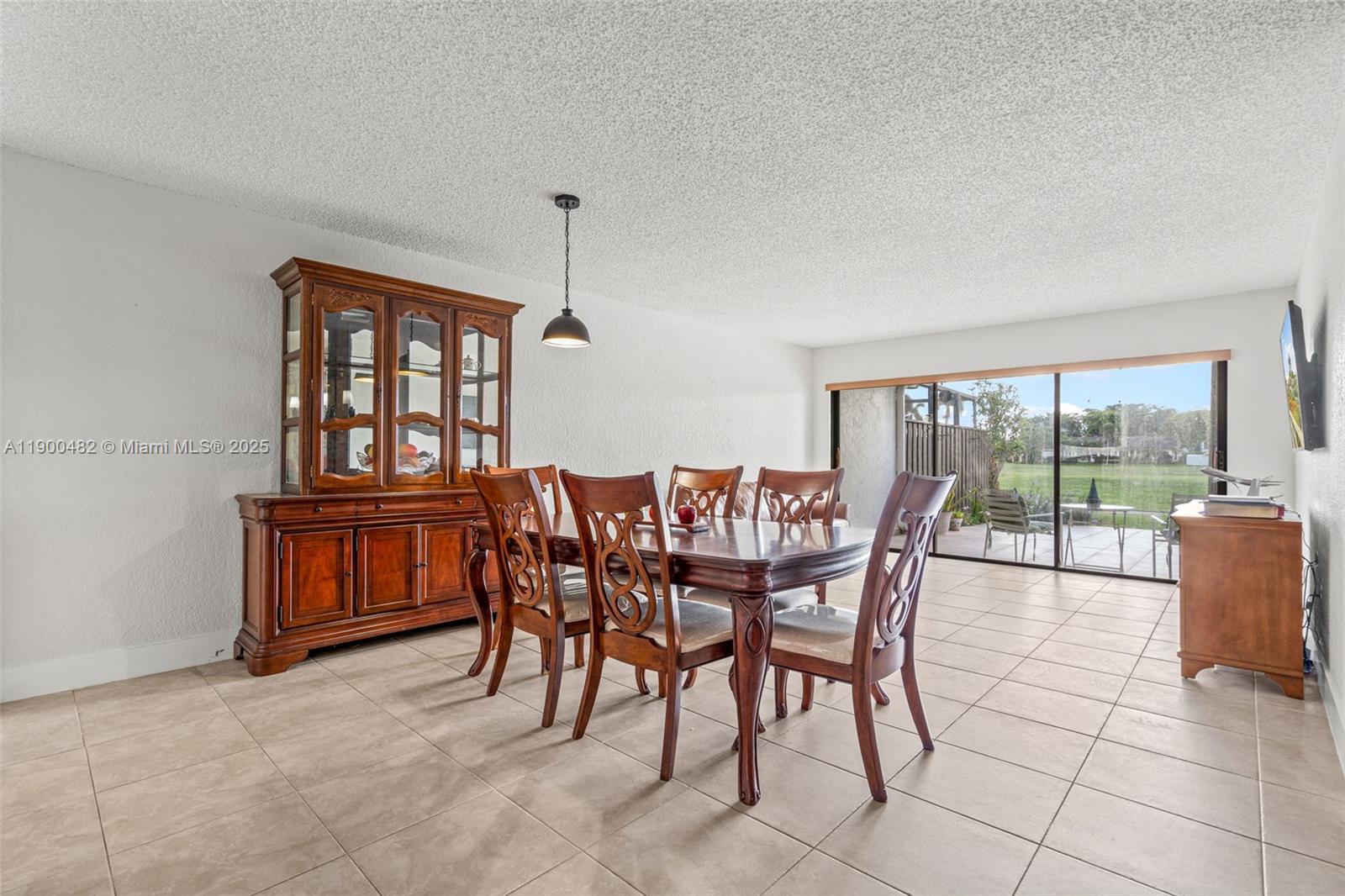 ROYAL SINGAPORE LAKE - Residential