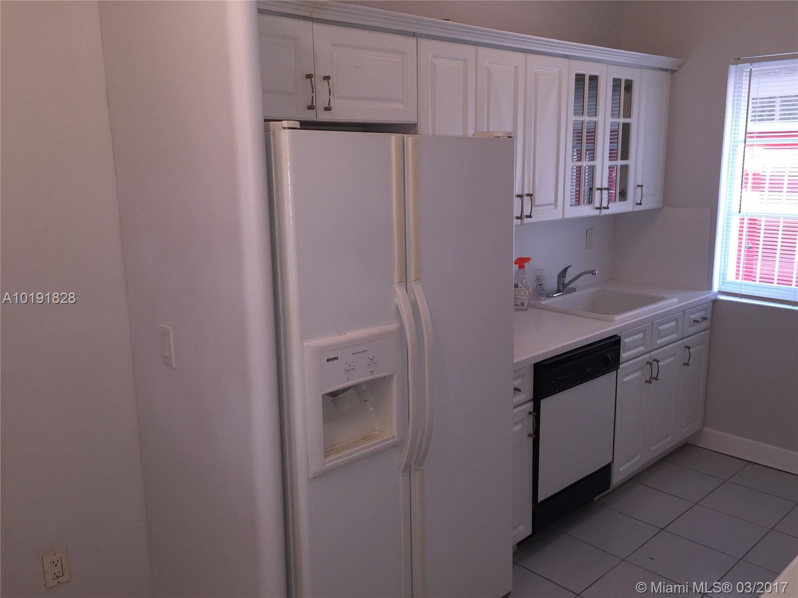 ONE OF THE BIGGEST APTS IN MIAMI BEACH FOR THIS PRICE RANGE. CHARMING BUILDING.FULLY REMODELLED.BATROOM ALL IN MARBLE AND SPACIOUS KITCHEN WITH ITS OWN DINING AREA.HIGH IMPACT WINDOWS BRAND NEW WHICH MAKE THE APT VERY CLEAN AND PRIVATE.