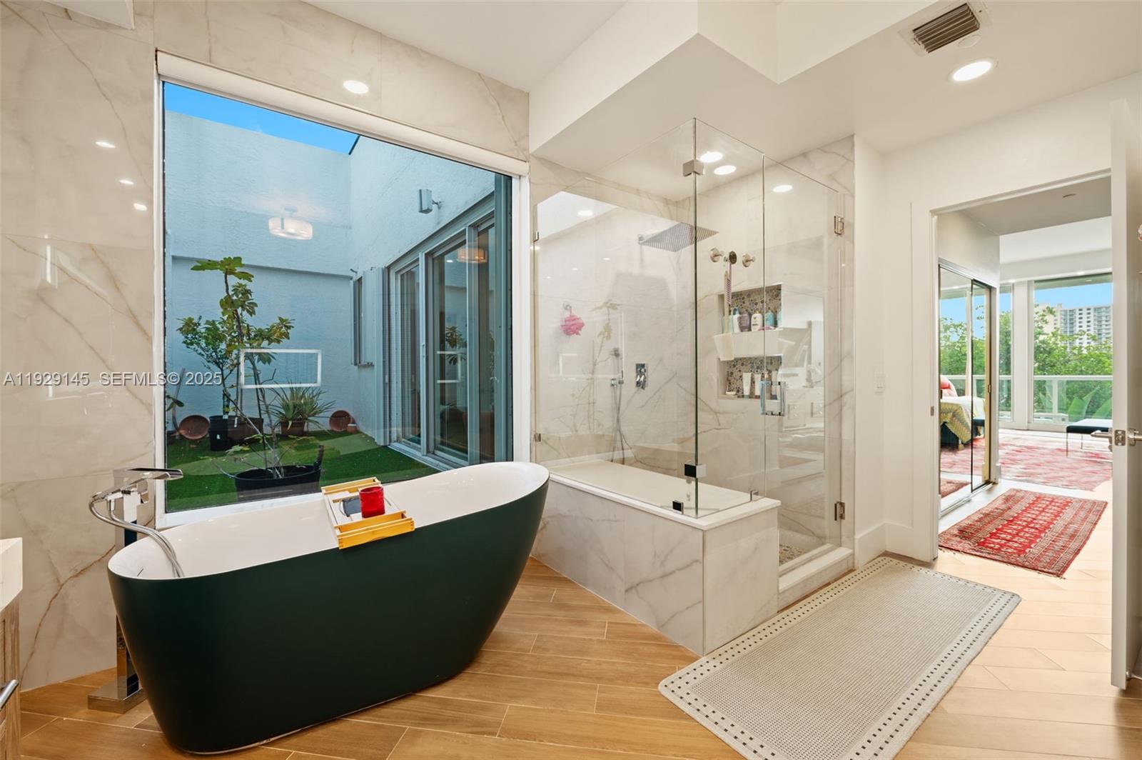 OCEANIA IV CONDO - Residential