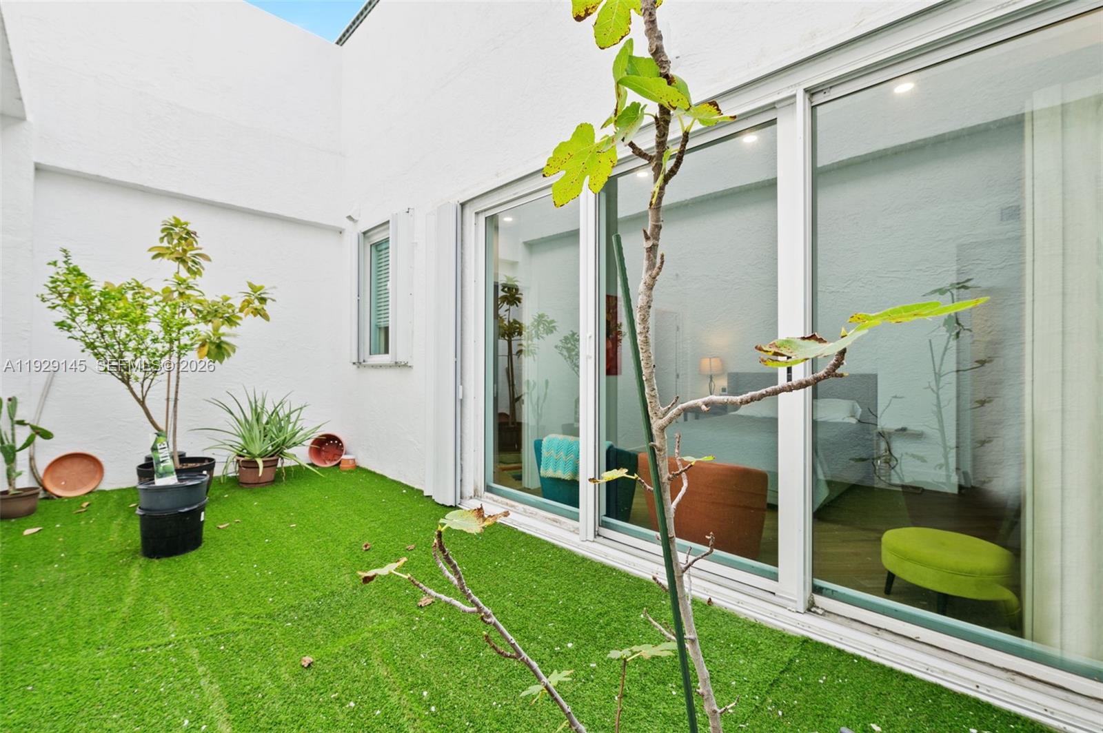 OCEANIA IV CONDO - Residential