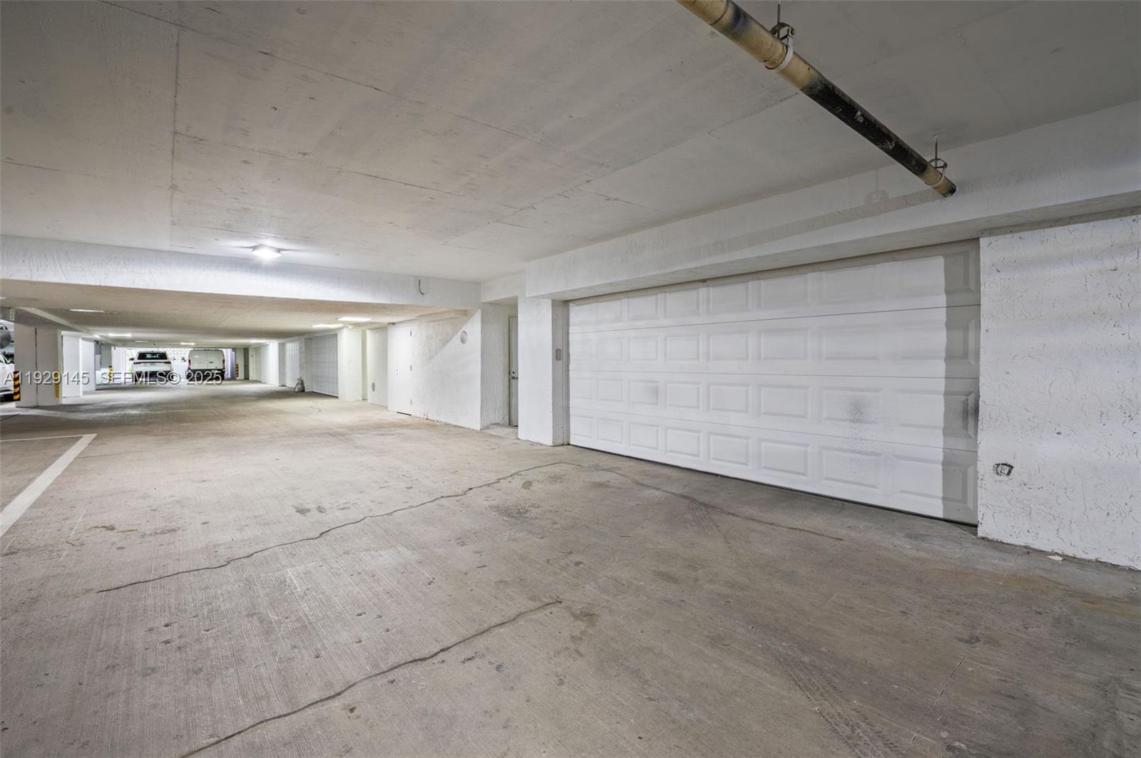 OCEANIA IV CONDO - Residential