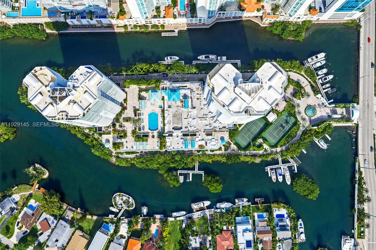 OCEANIA IV CONDO - Residential