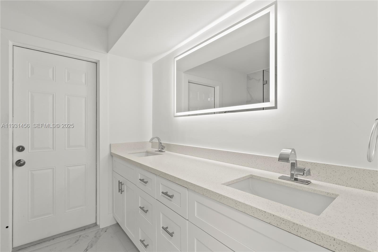 PASADENA LAKES WEST - Residential