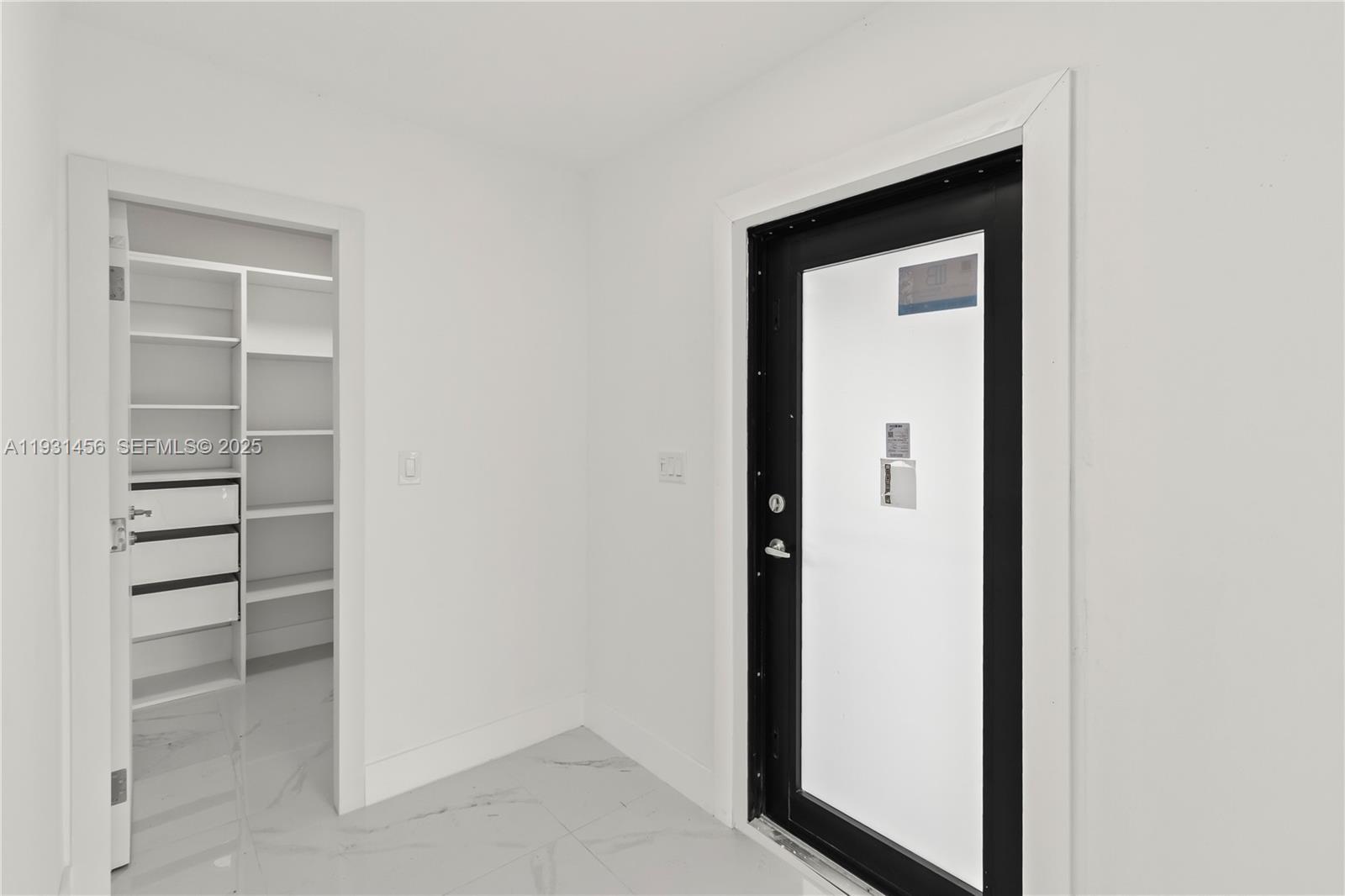 PASADENA LAKES WEST - Residential