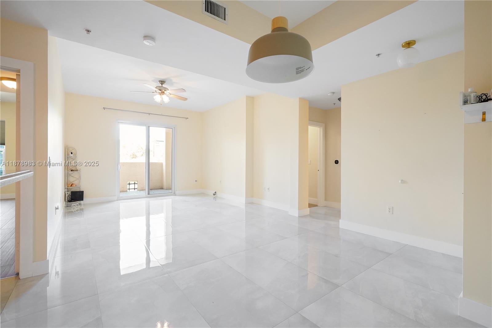 LAS OLAS BY THE RIVER CON - Residential