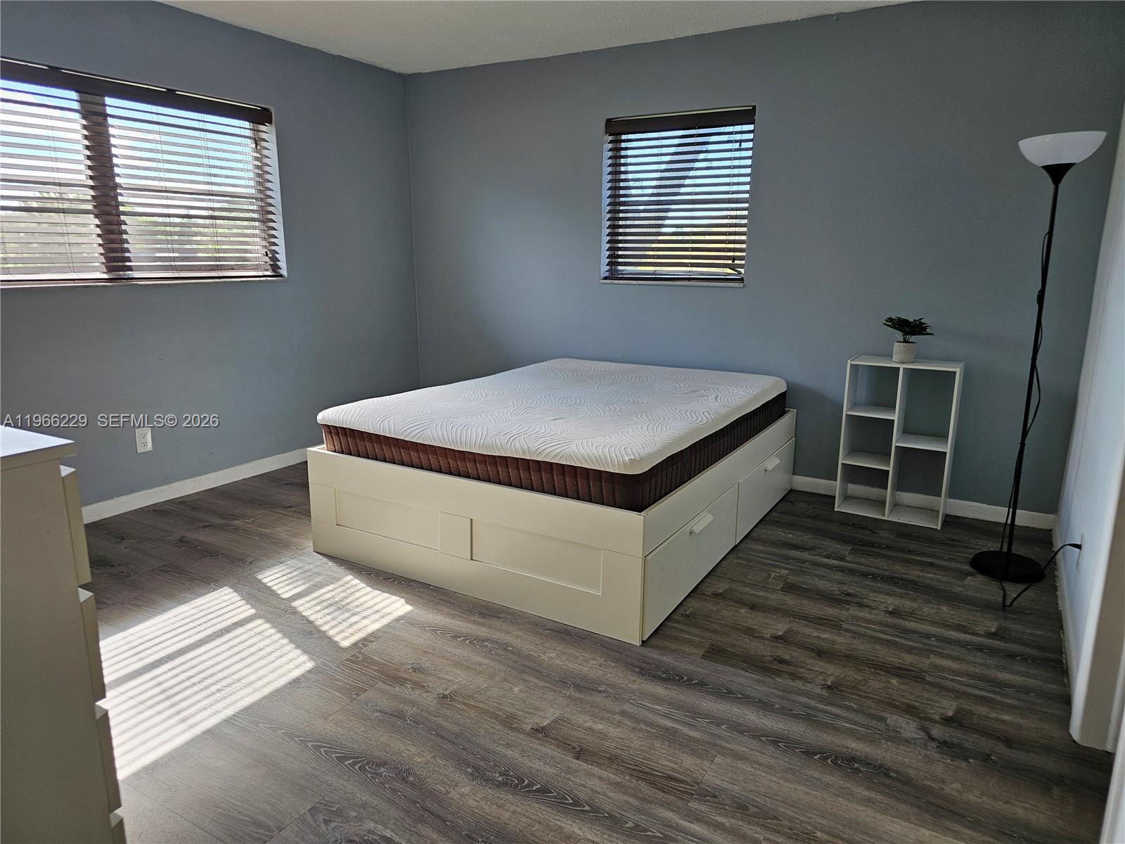 ARROWHEAD CONDO NO IV - Residential Lease