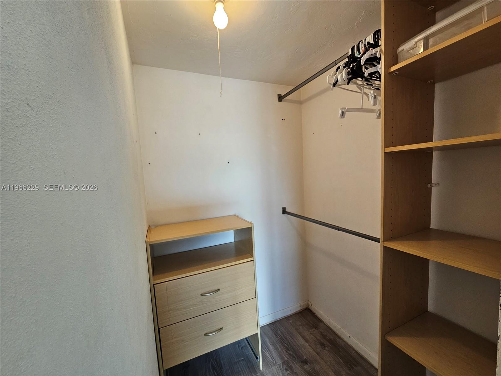 ARROWHEAD CONDO NO IV - Residential Lease