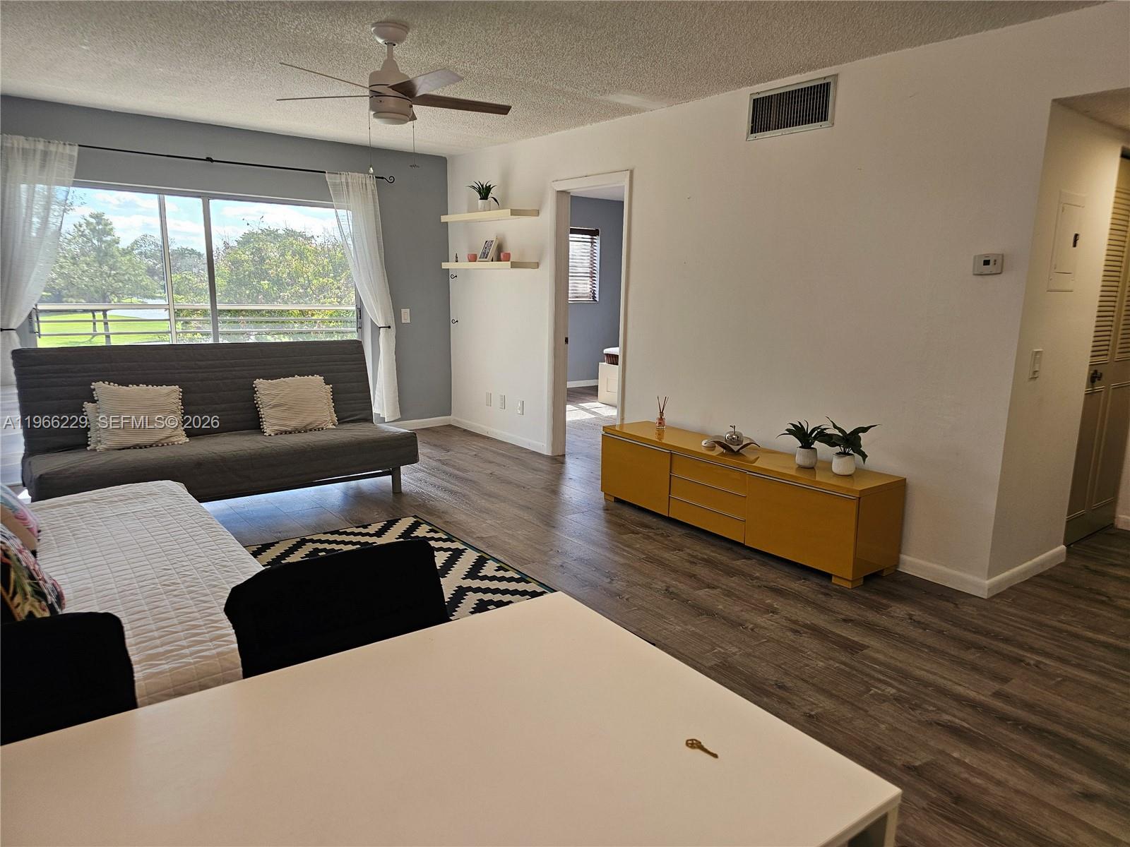 ARROWHEAD CONDO NO IV - Residential Lease