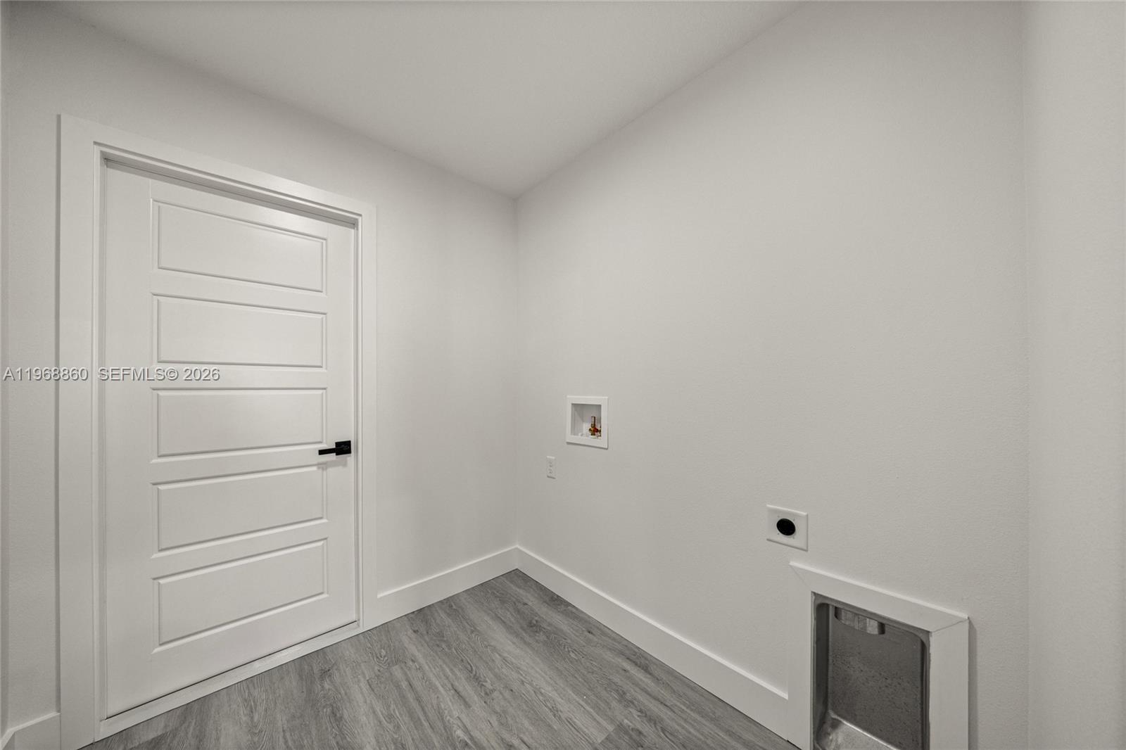 KINGSLAND COUNTRY ESTATES - Residential