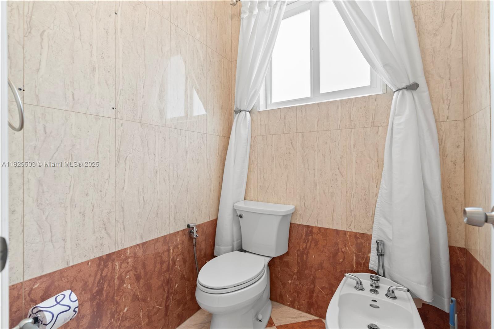 THE LANDINGS SEC 1 - Residential Lease