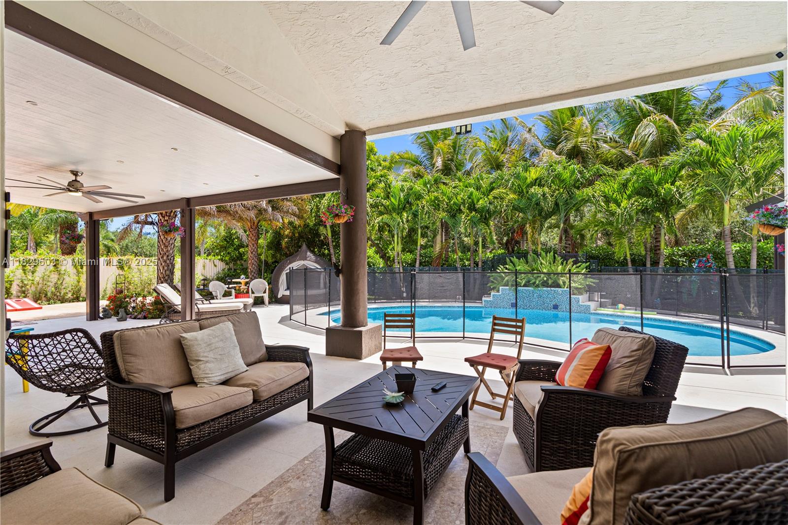 THE LANDINGS SEC 1 - Residential Lease