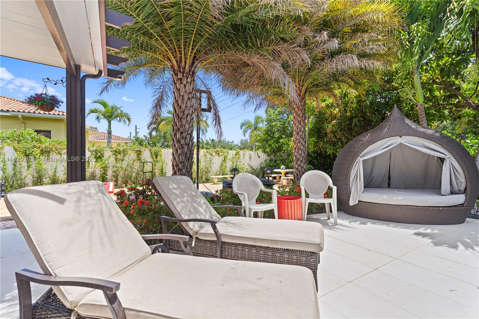 THE LANDINGS SEC 1 - Residential Lease