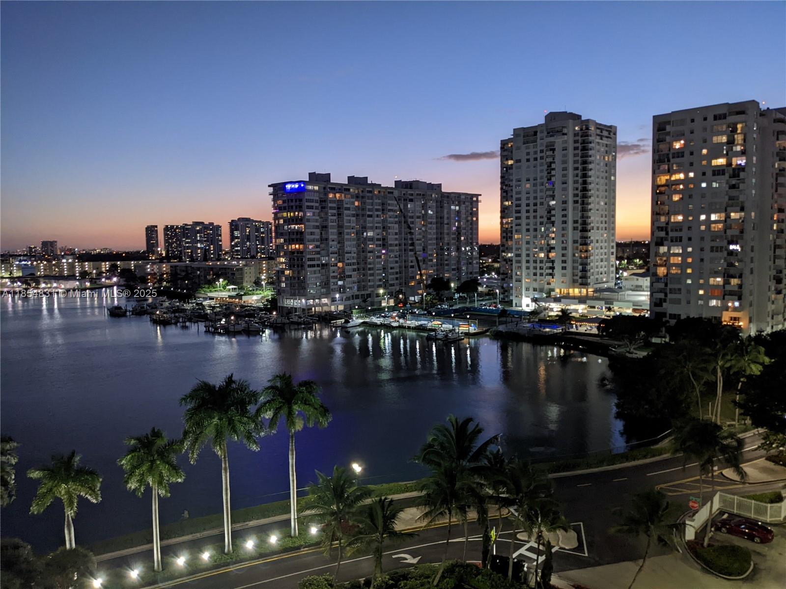 ADMIRALS PORT CONDO WEST - Residential