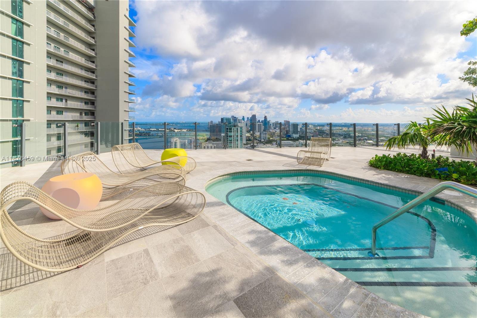 PARAISO BAYVIEWS CONDO - Residential Lease