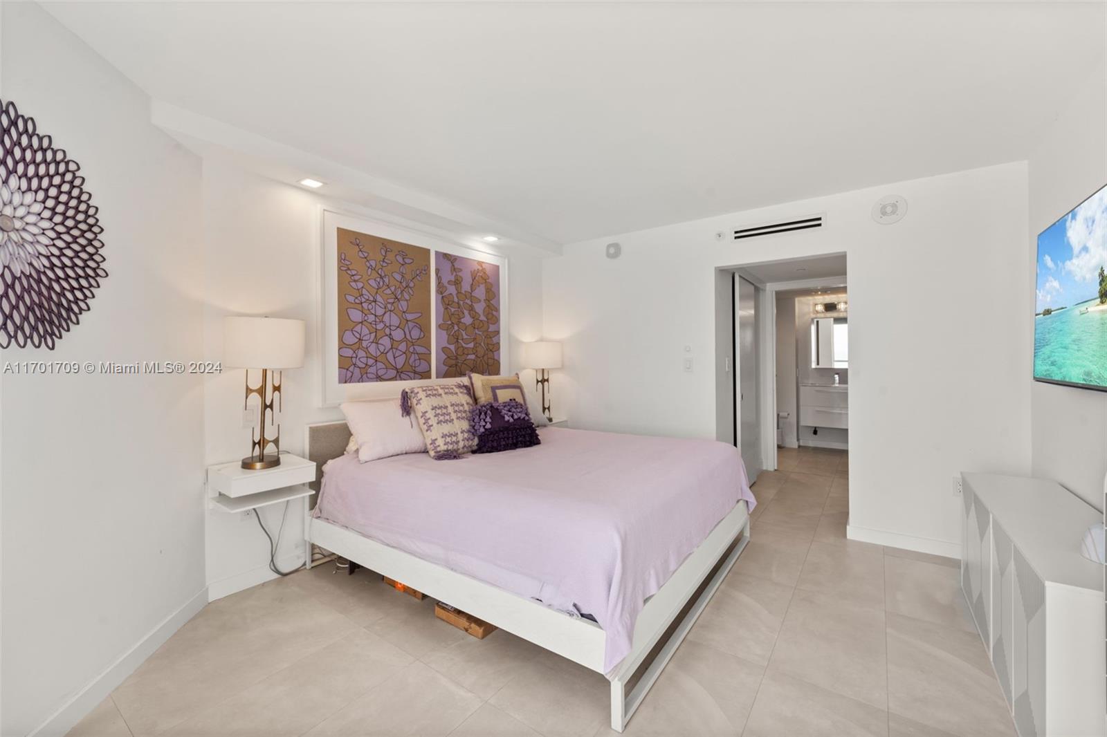 THE STERLING CONDO - Residential