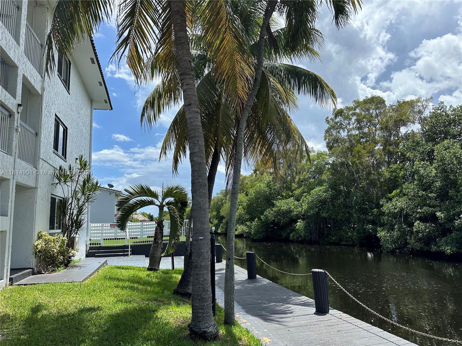 CORAL RIDGE ISLES - Residential Lease