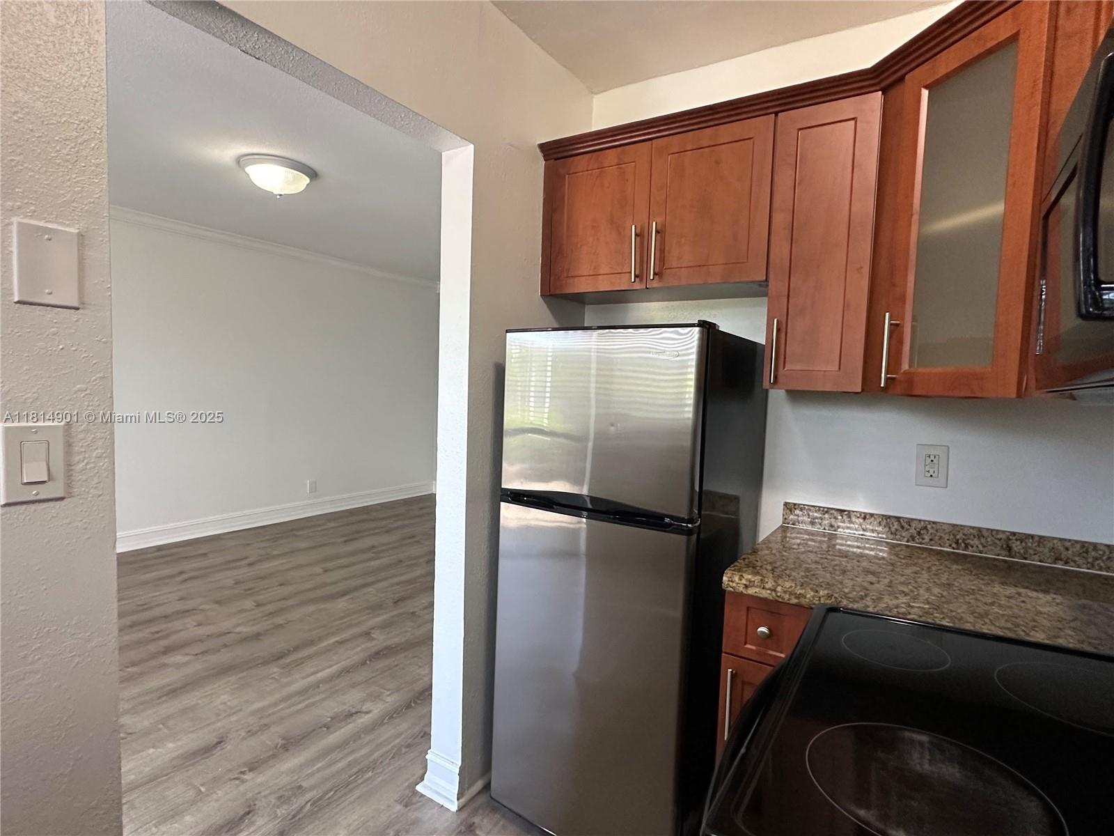 CORAL RIDGE ISLES - Residential Lease