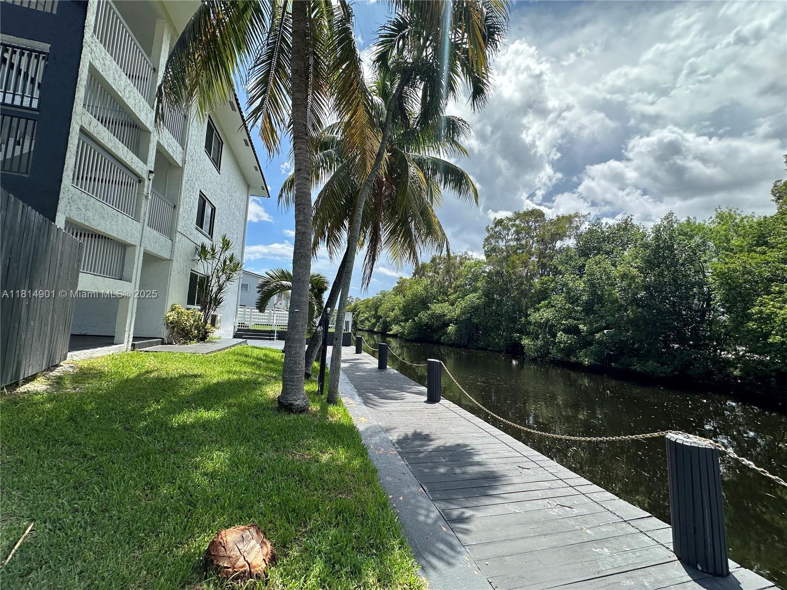 CORAL RIDGE ISLES - Residential Lease