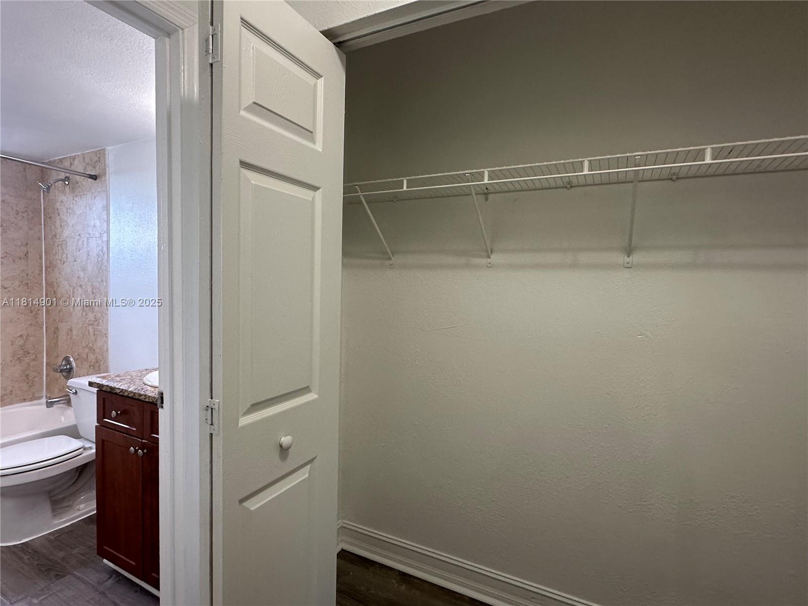 CORAL RIDGE ISLES - Residential Lease