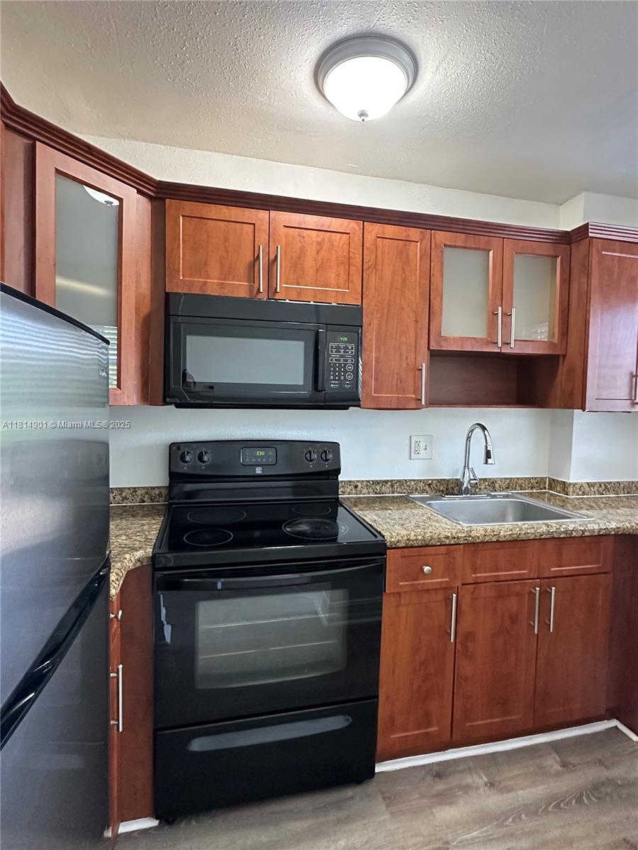 CORAL RIDGE ISLES - Residential Lease