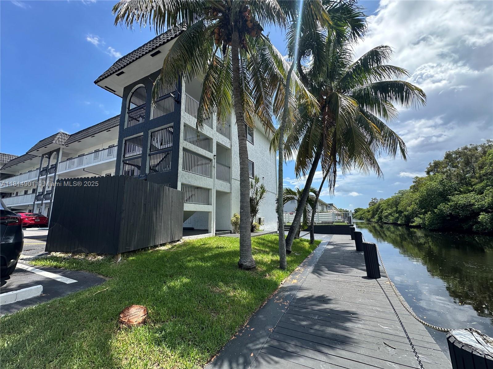 CORAL RIDGE ISLES - Residential Lease