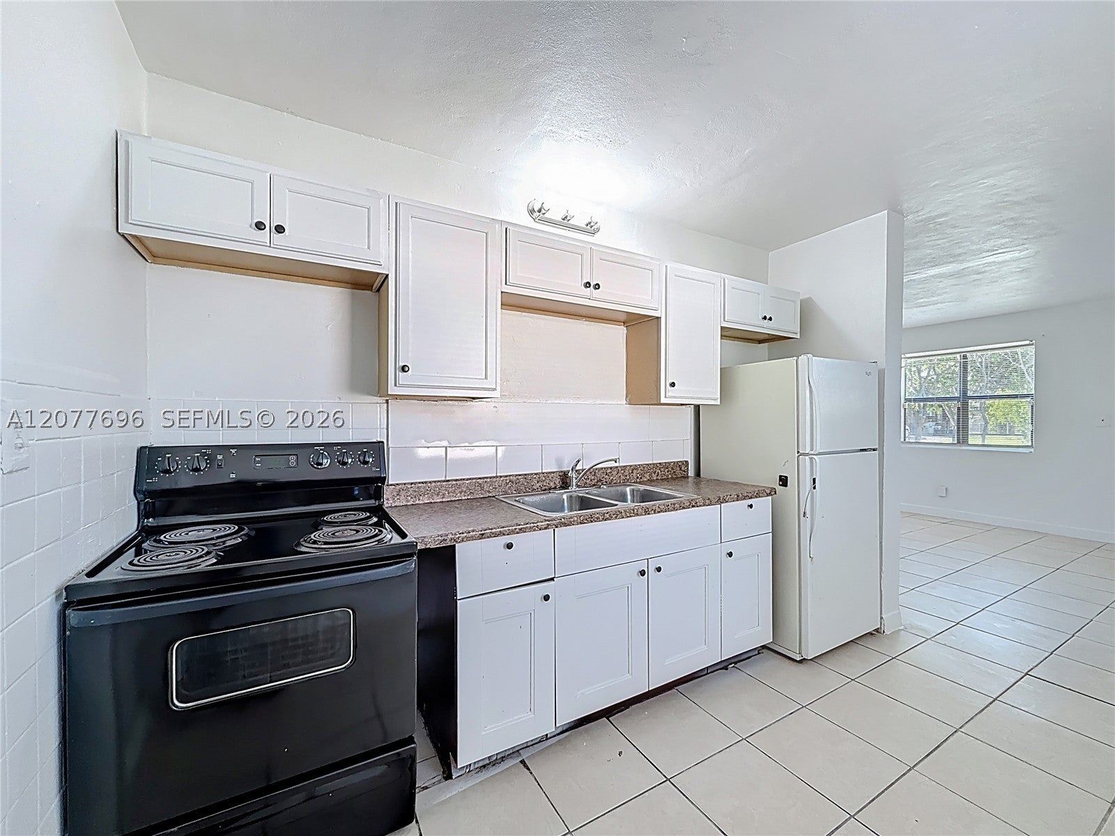 2419 NW 6th Ct