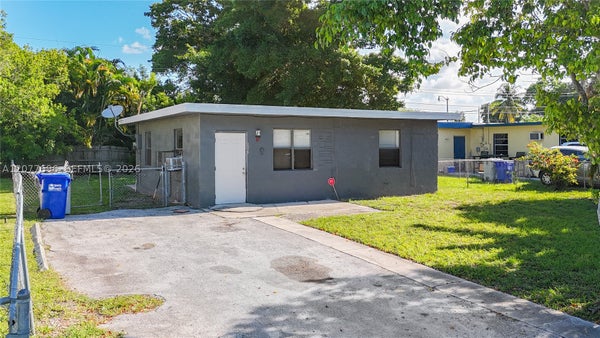 2419 NW 6TH CT, POMPANO BEACH, FL 33069 - Image 159d6074c49db8befc97f37fb64ce9e7/3115305836