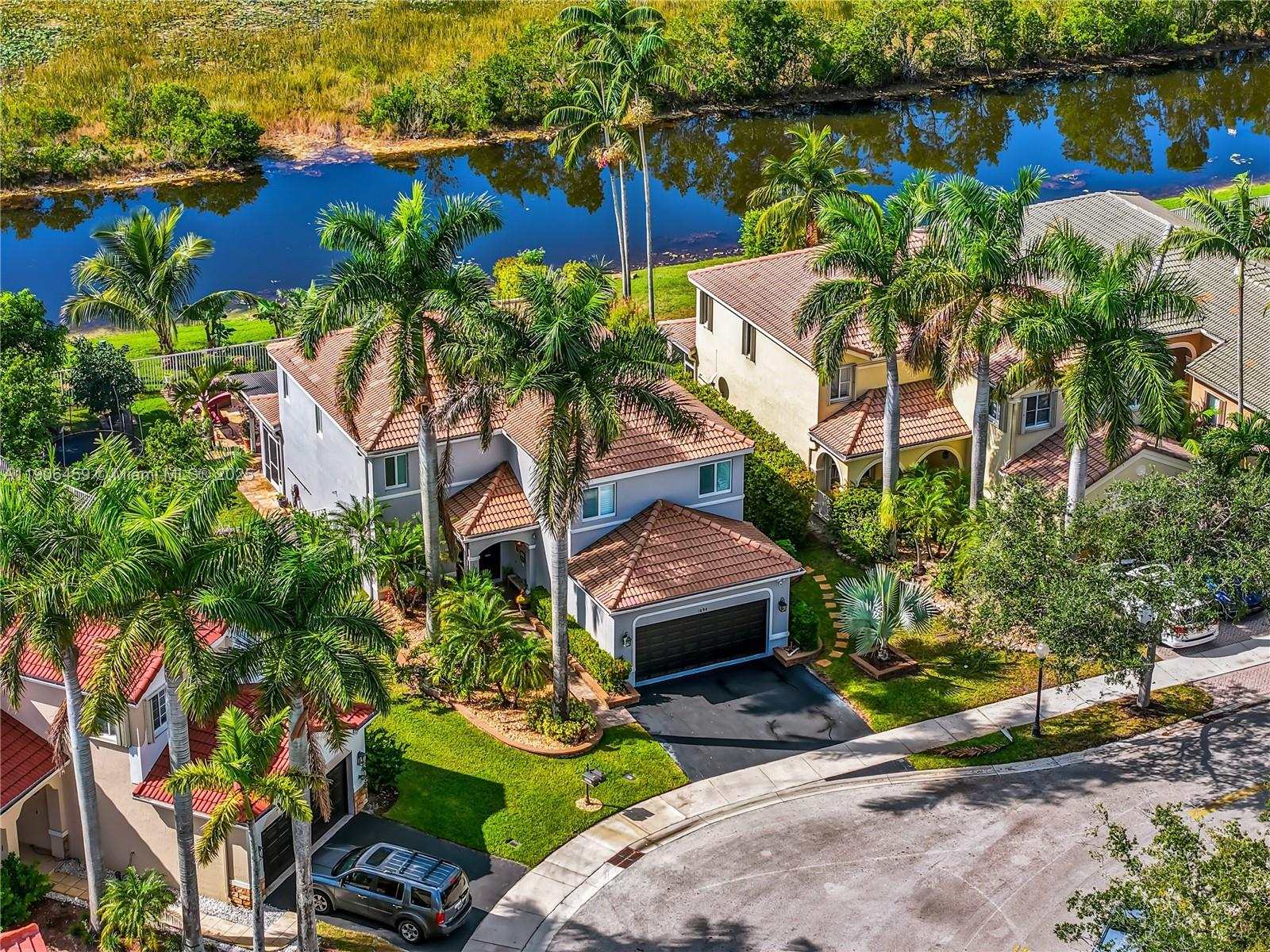 THE GLADES - Residential