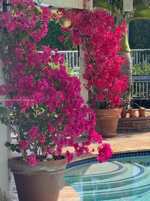 THE GLADES - Residential