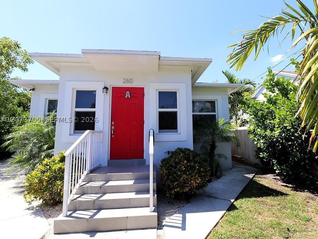260 NW 40th St A