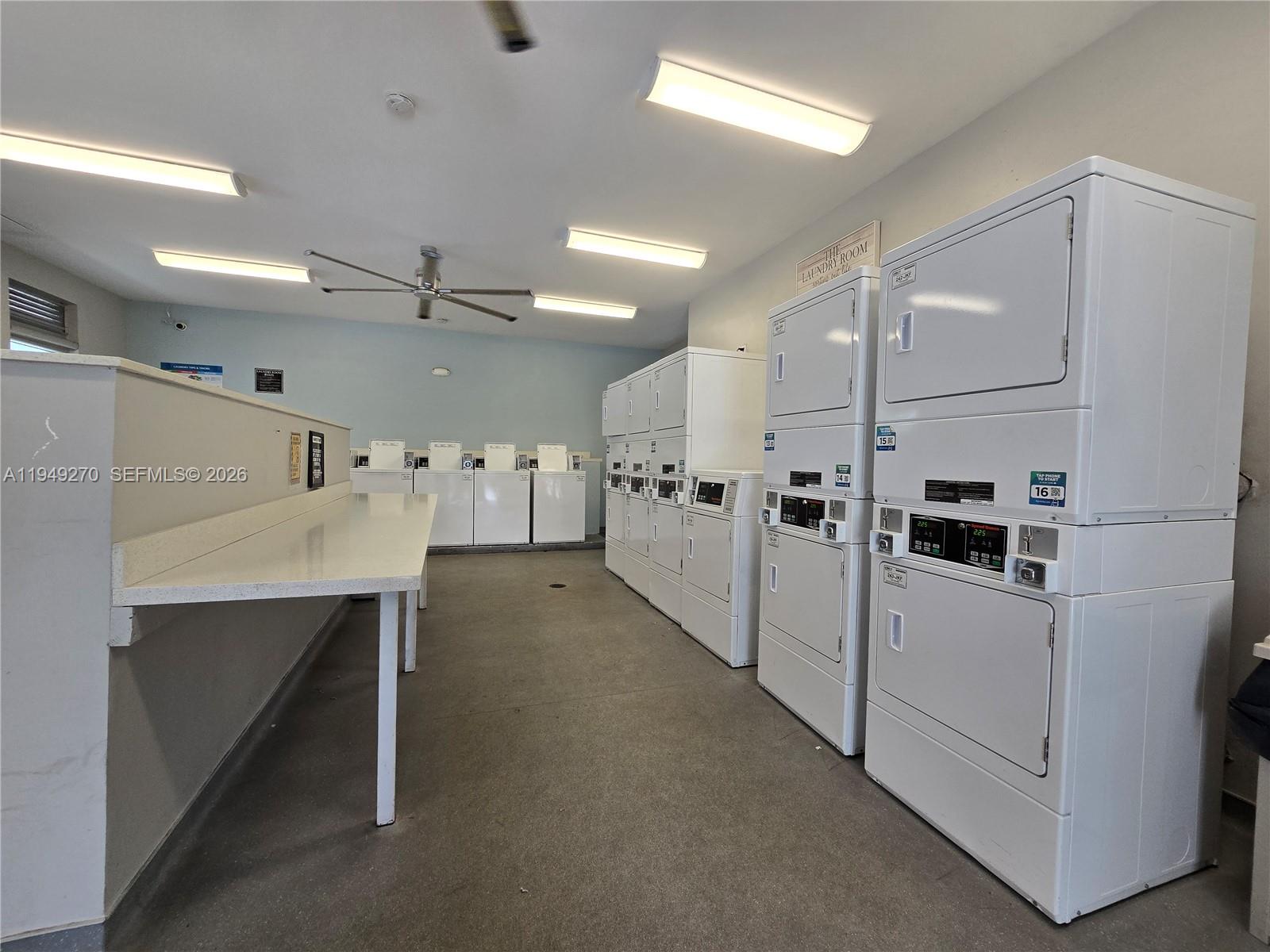 EVERGLADES LAKES - Residential