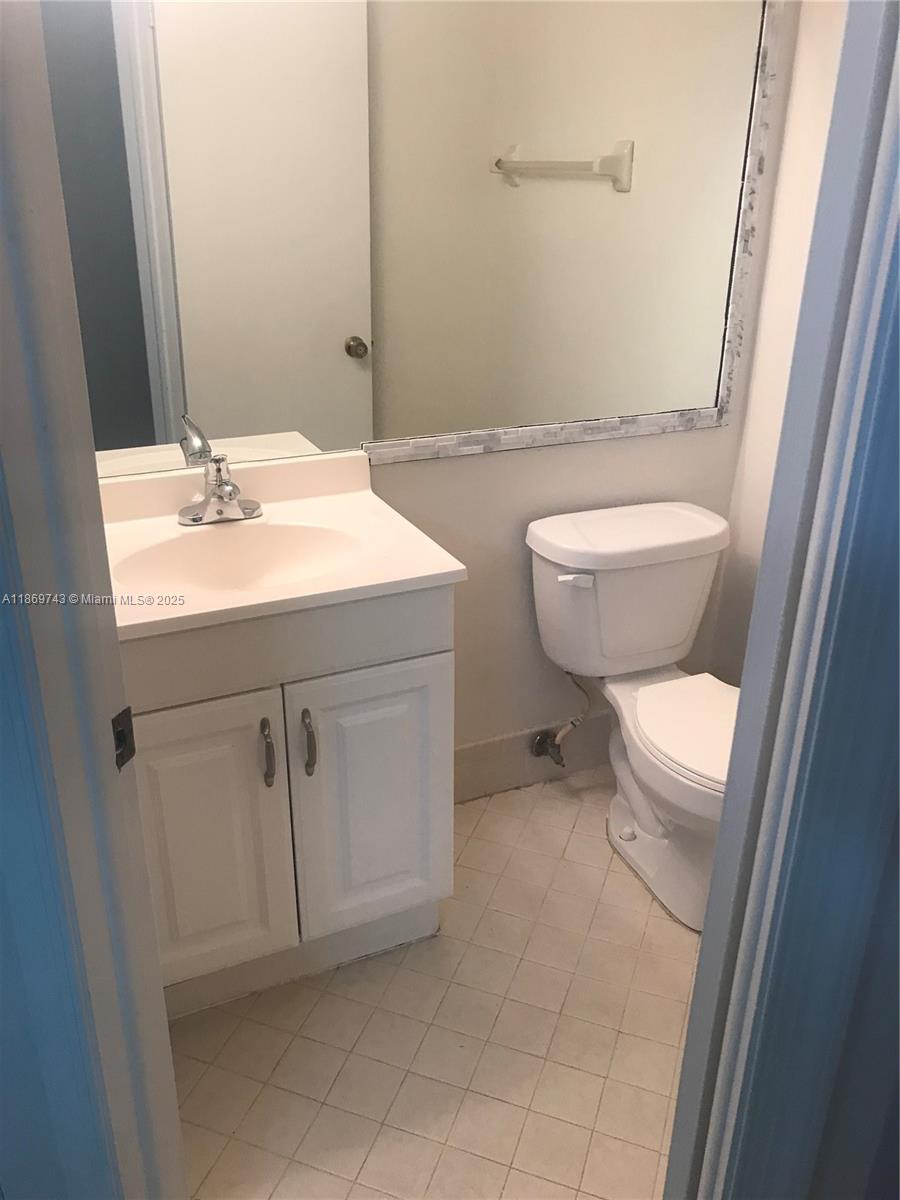 SPRINGTREE LAKES - Residential