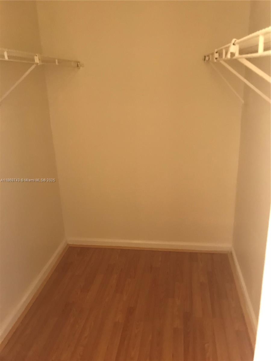 SPRINGTREE LAKES - Residential