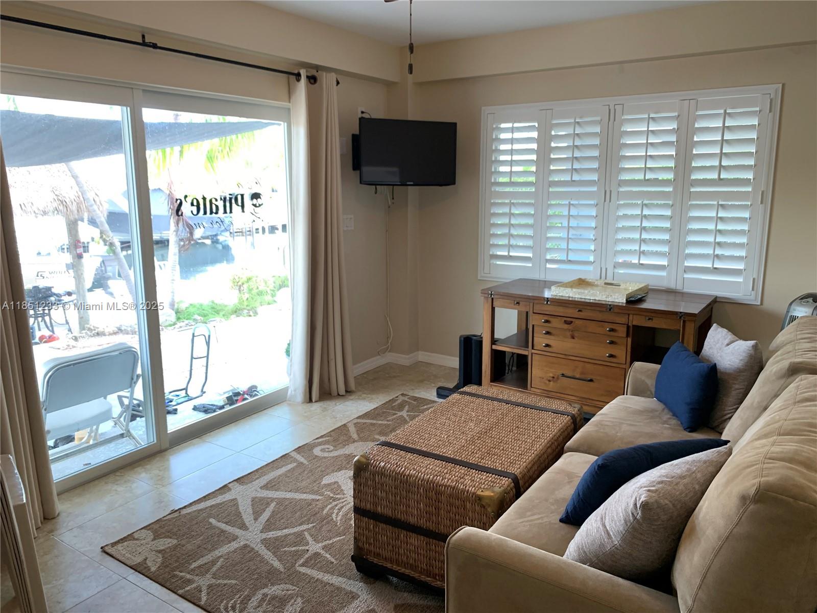 KAHIKI HARBOR - Residential Lease