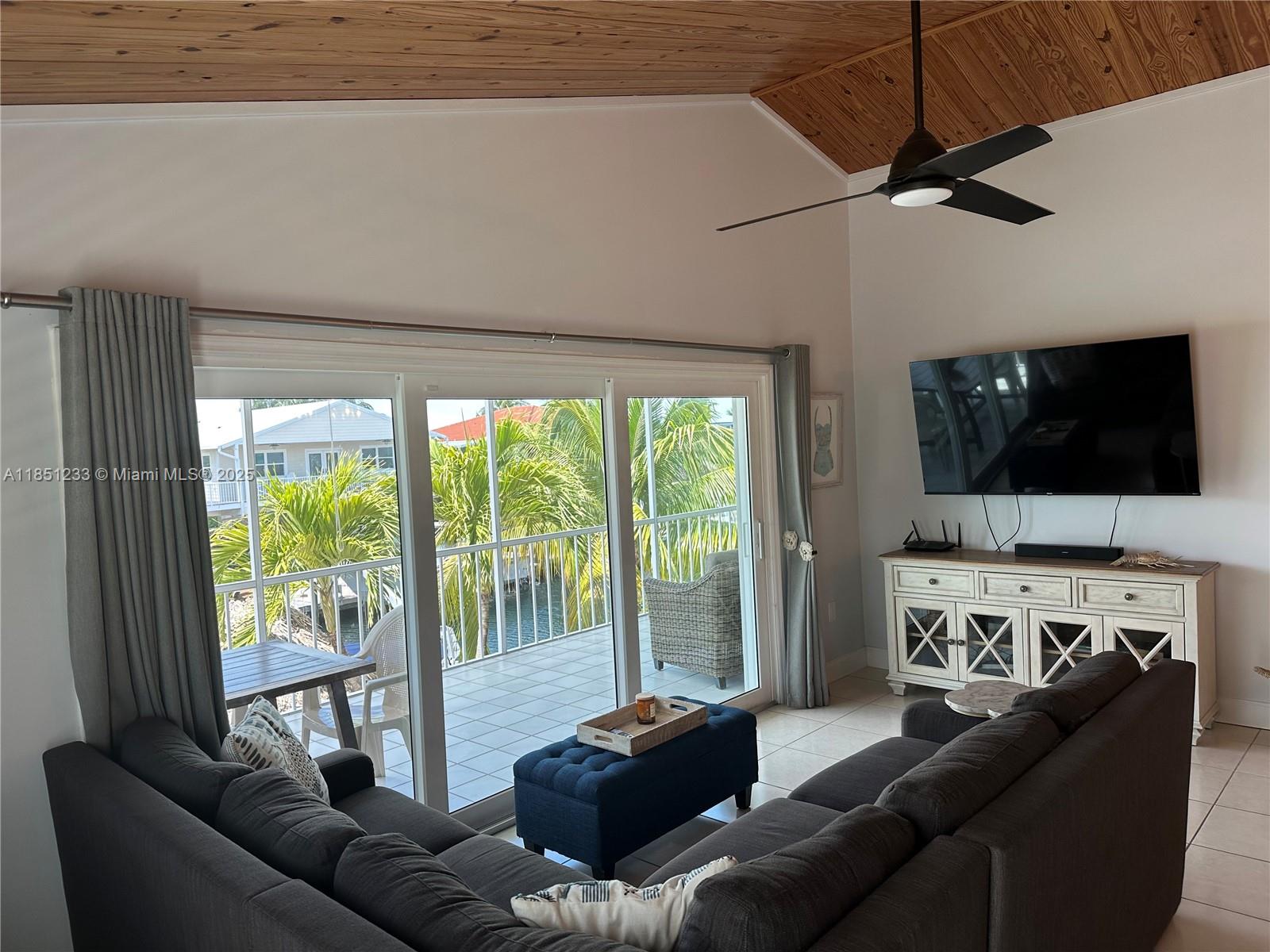 KAHIKI HARBOR - Residential Lease