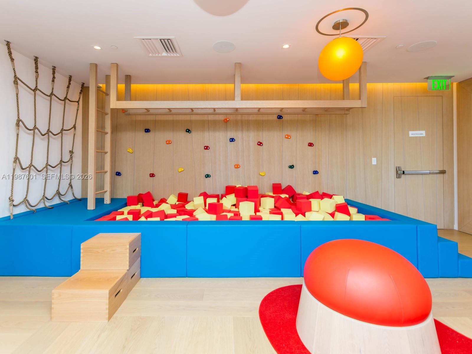 BRICKELL FLATIRON CONDO - Residential