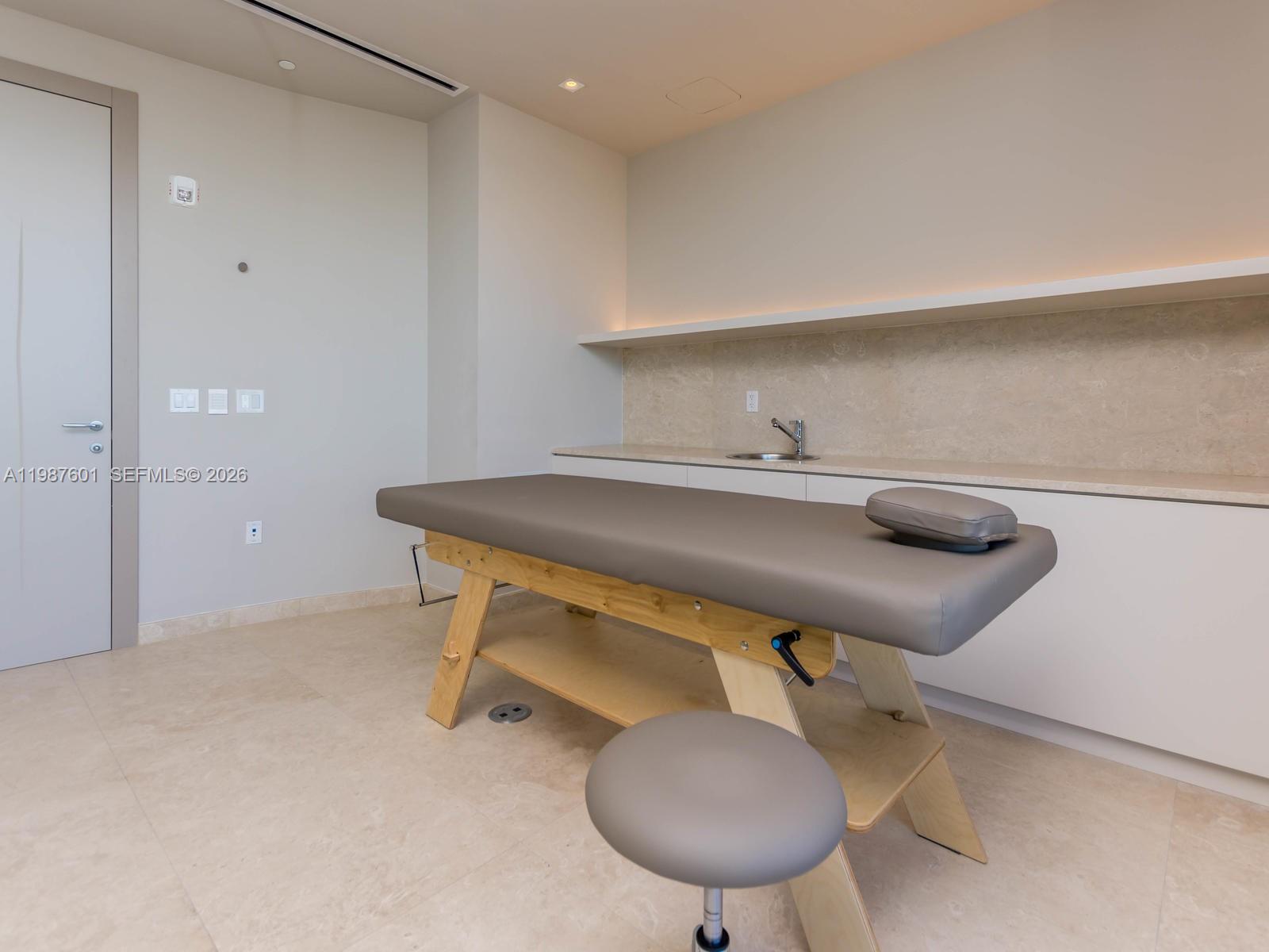 BRICKELL FLATIRON CONDO - Residential