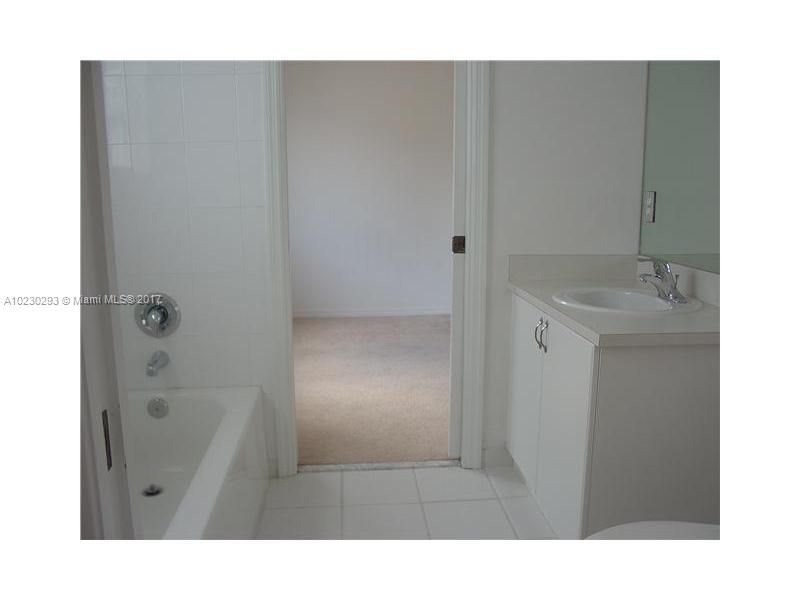 Town Gate North-Arbor Par - Residential Lease