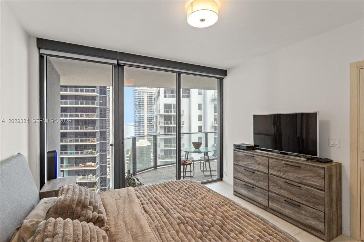 BRICKELL FLATIRON CONDO - Residential