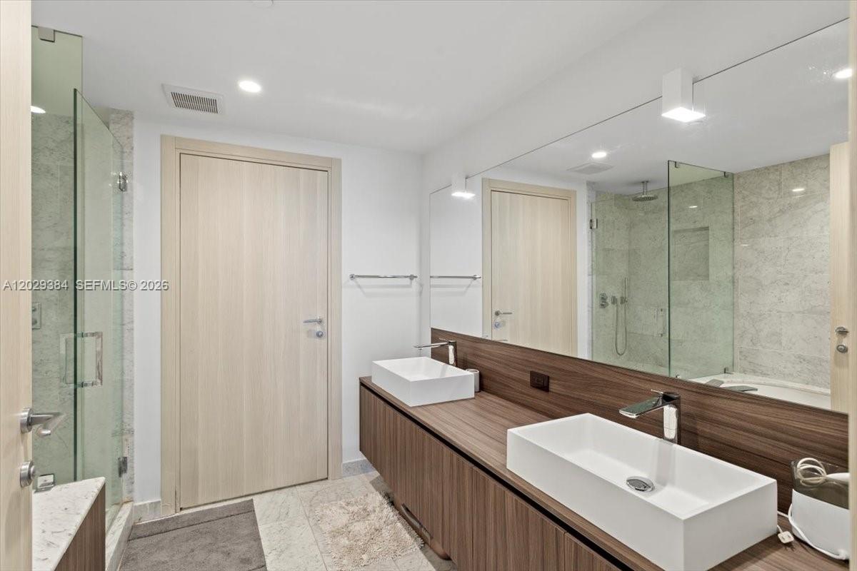 BRICKELL FLATIRON CONDO - Residential