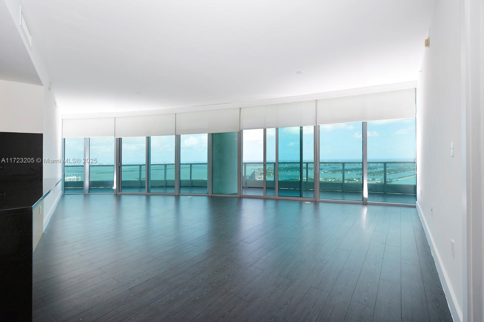 900 BISCAYNE BAY CONDO - Residential
