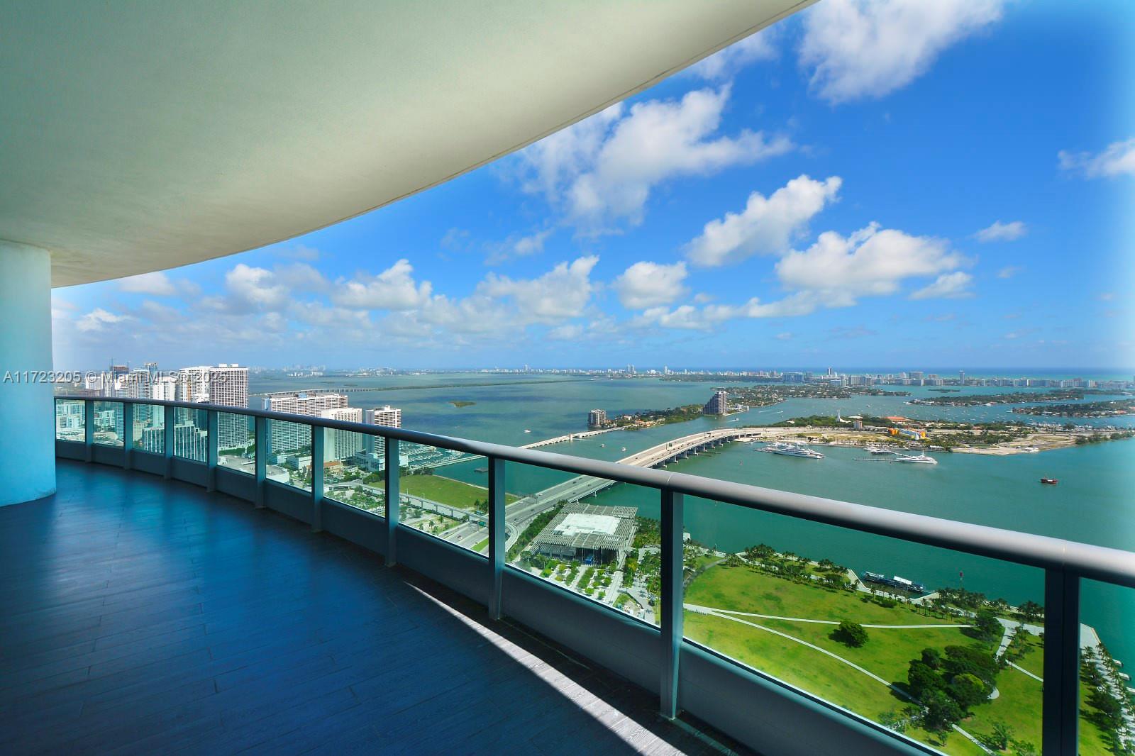 900 BISCAYNE BAY CONDO - Residential