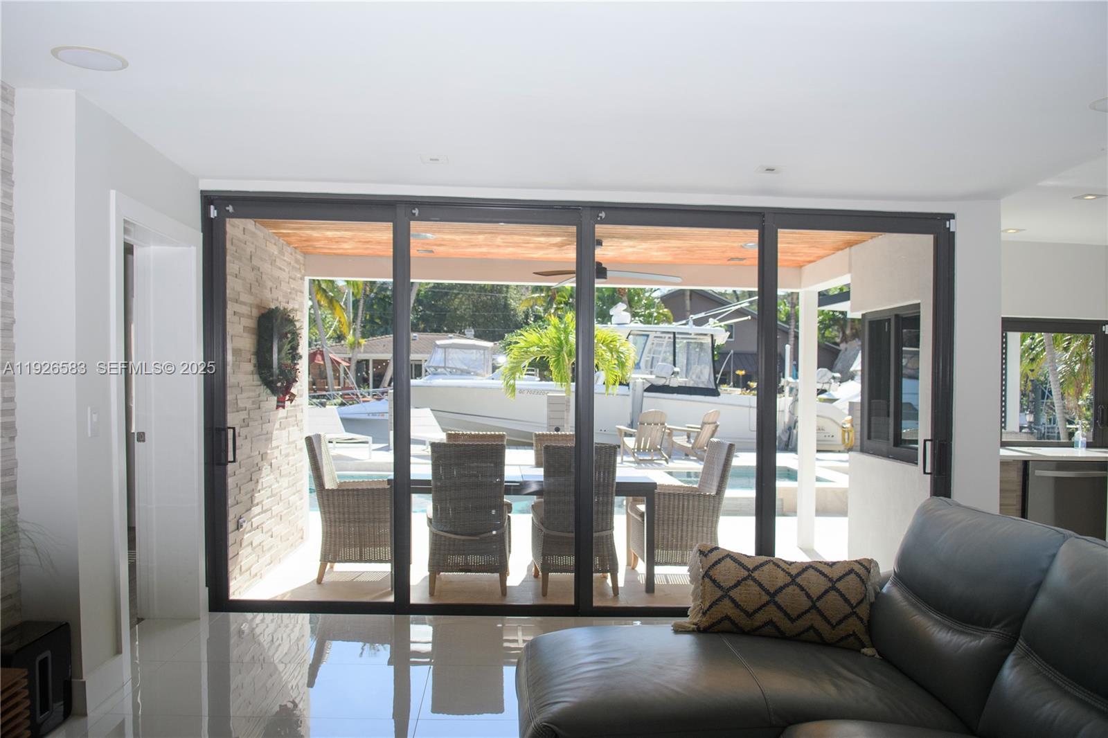 POMPANO ISLES - Residential